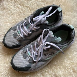 FILA Womens Recollector Gray Leather Tennis Shoe Sneaker